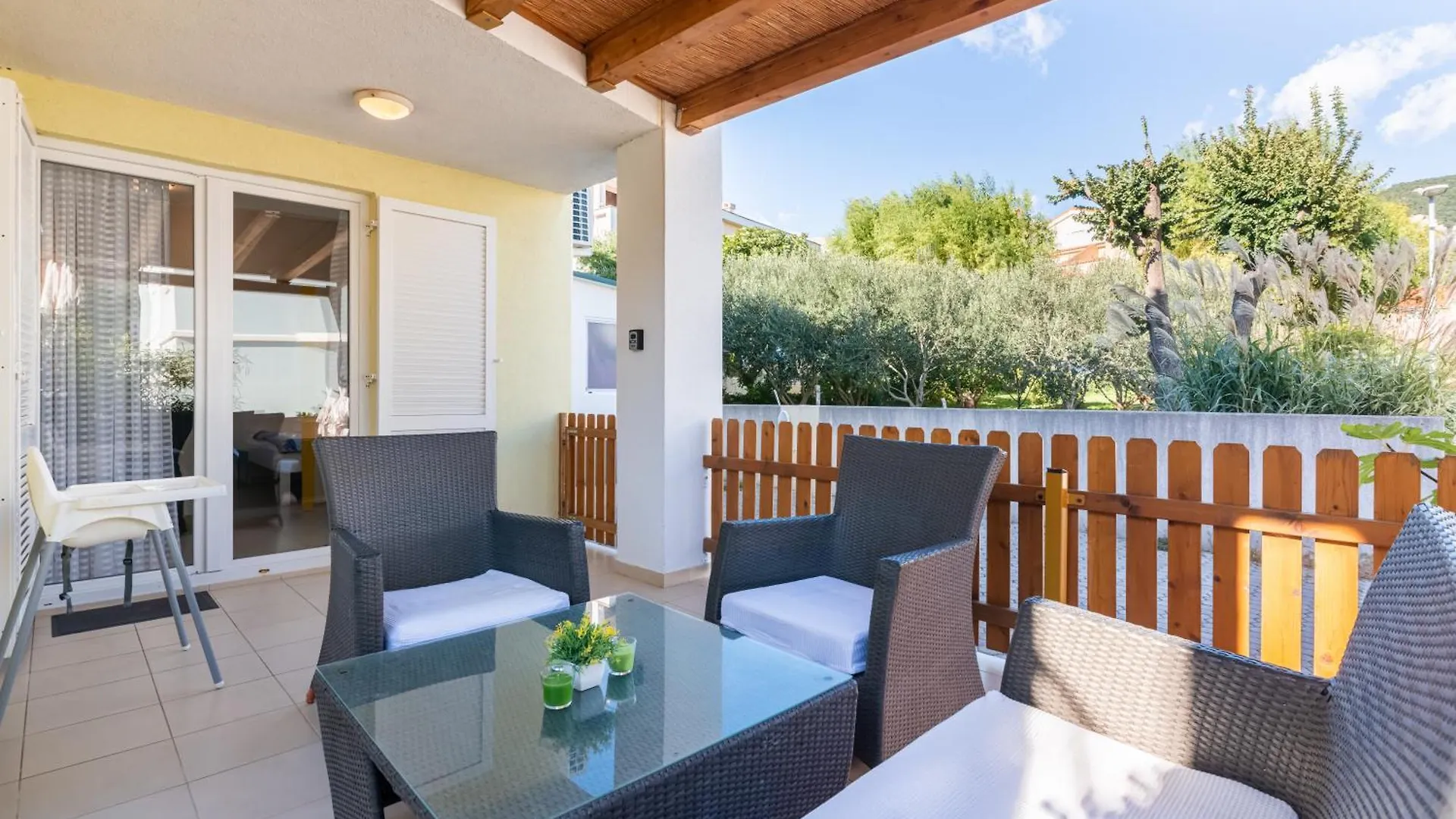 Apartments Olivella With Terrace Baska