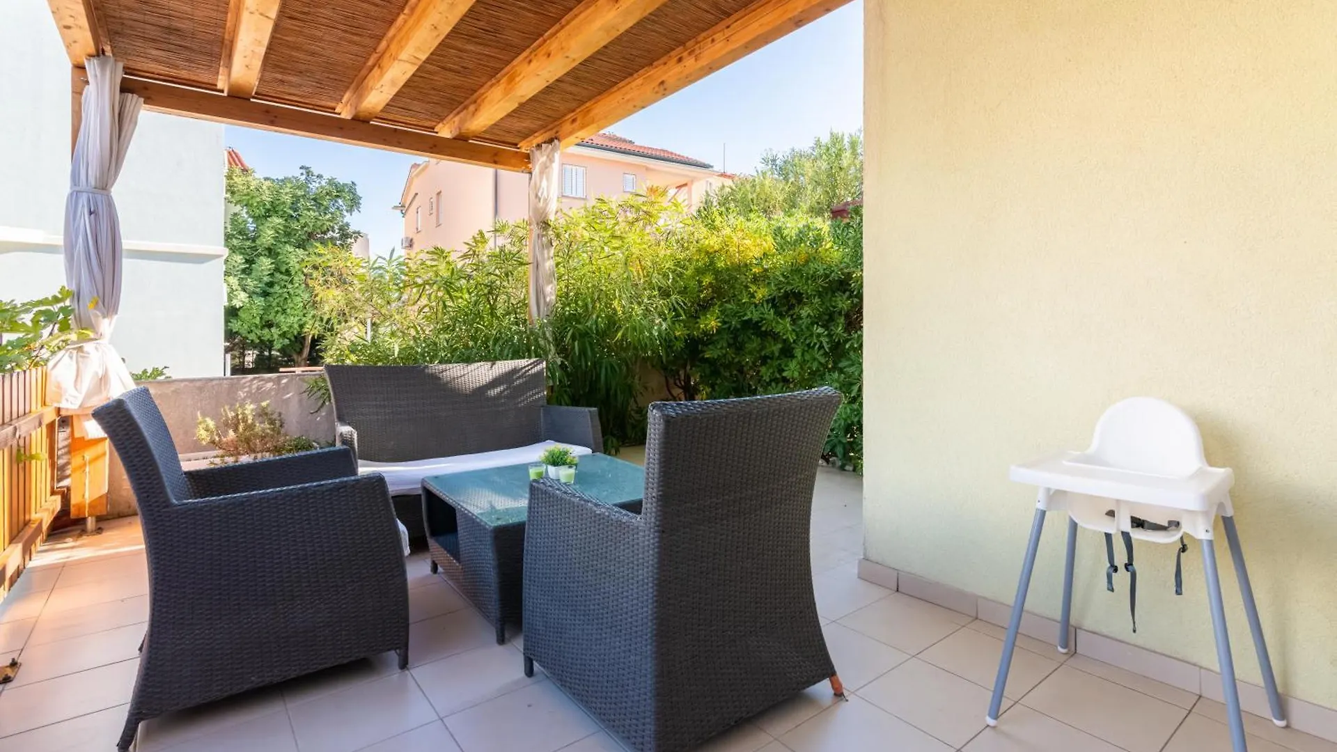 Apartments Olivella With Terrace Baska   Baska (Krk)