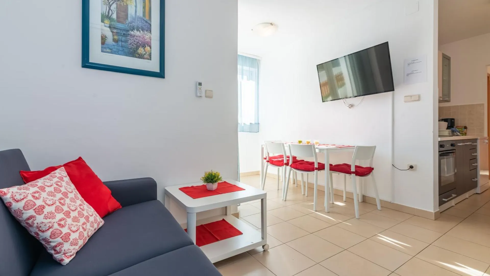 Apartments Olivella With Terrace Baska