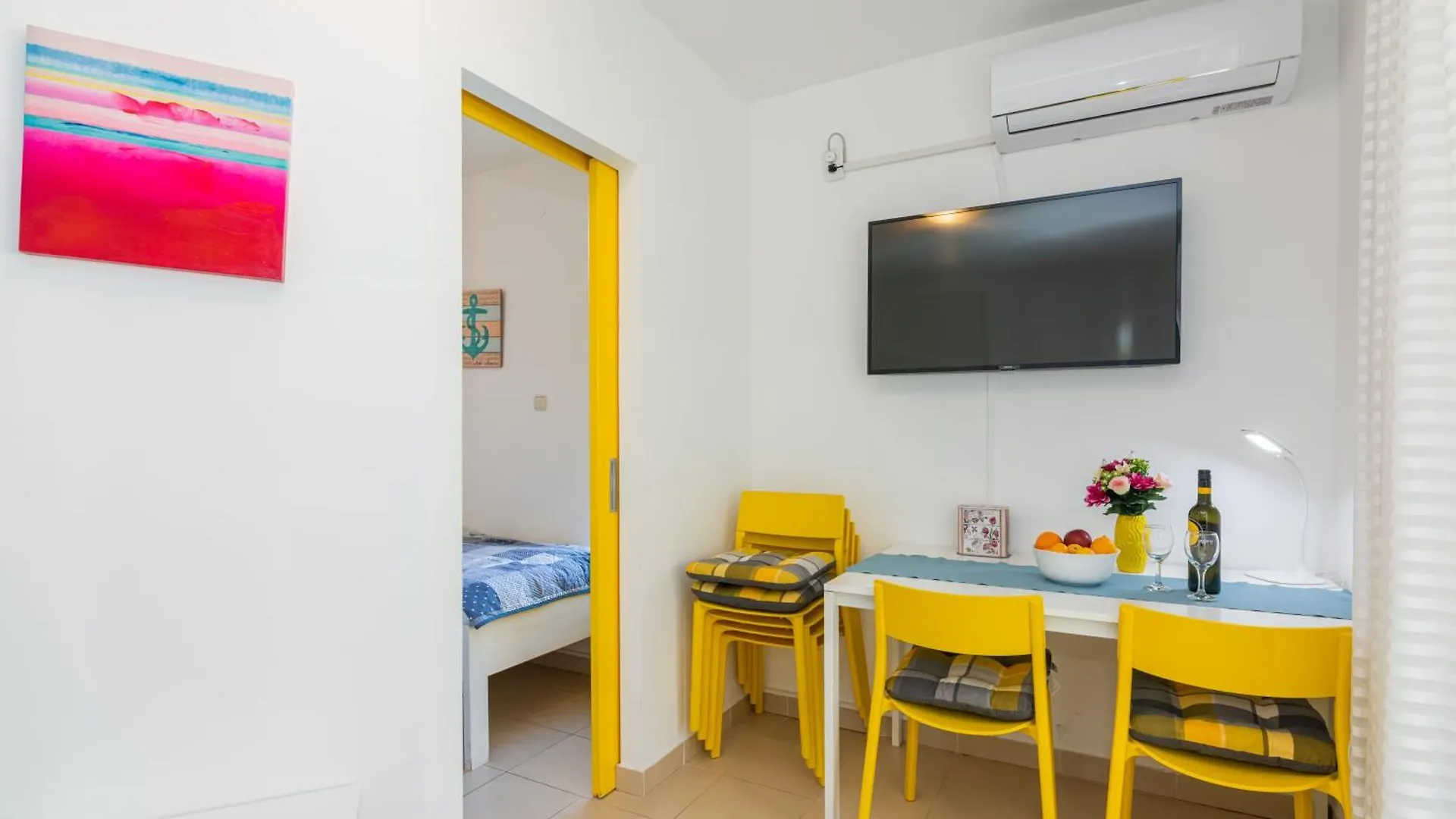 Apartments Olivella With Terrace Baska