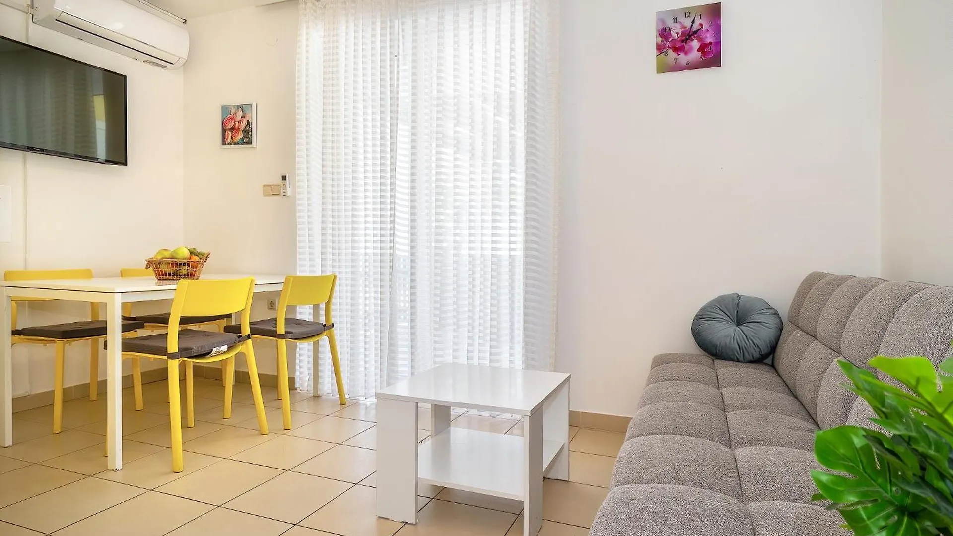 Apartments Olivella With Terrace Baska  0*, Baska (Krk) Croatia